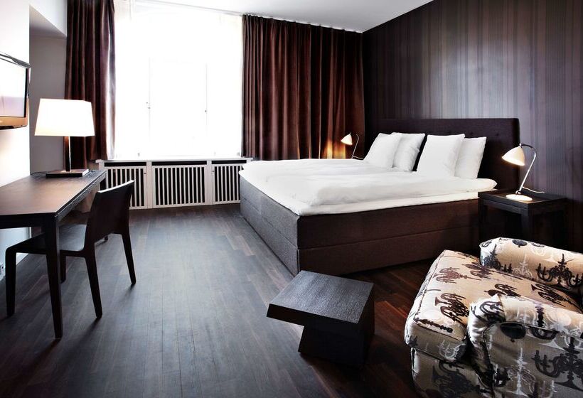 First Hotel Grand