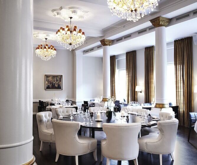 First Hotel Grand