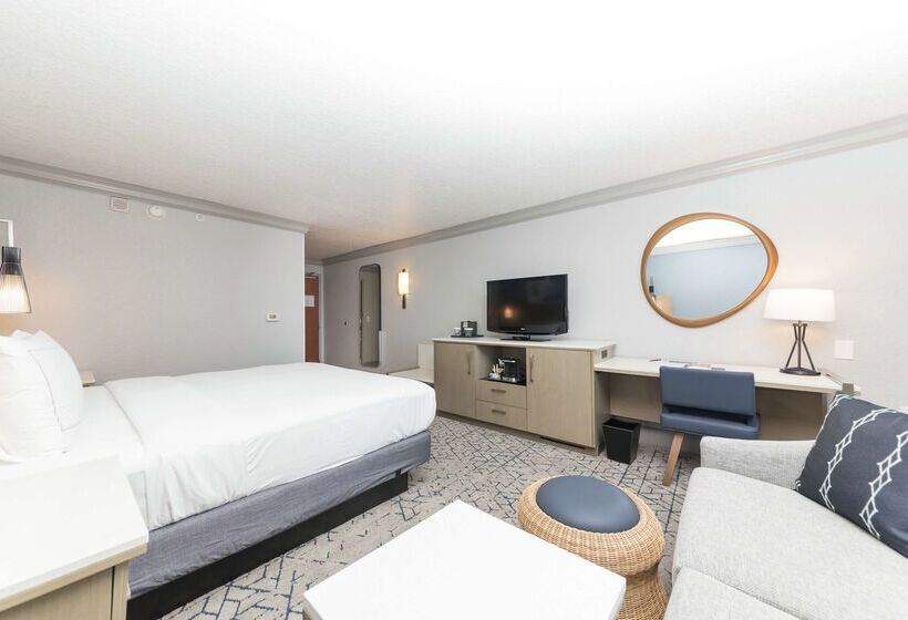 فندق Hilton Melbourne Beach Oceanfront