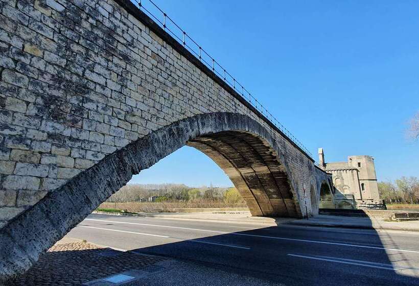 ホテル Hôtel Kyriad Cap Sud