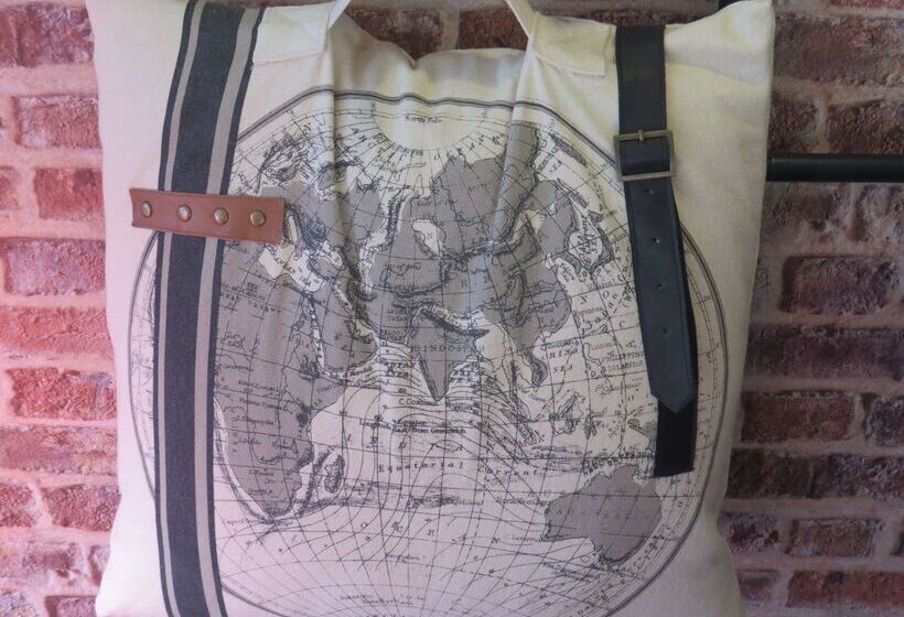 ホテル Hôtel Kyriad Cap Sud