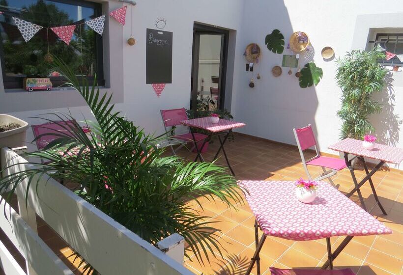 ホテル Hôtel Kyriad Cap Sud