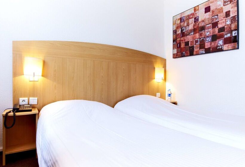 Отель Hôtel Restaurant Kyriad Mulhouse Nord Illzach