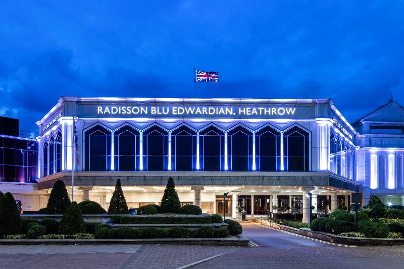 Radisson Blu Hotel, London Heathrow