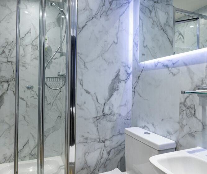 هتل St Giles London – A St Giles