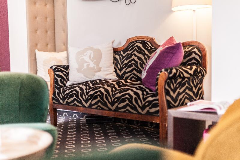 هتل Villa Carlton   Adults Only