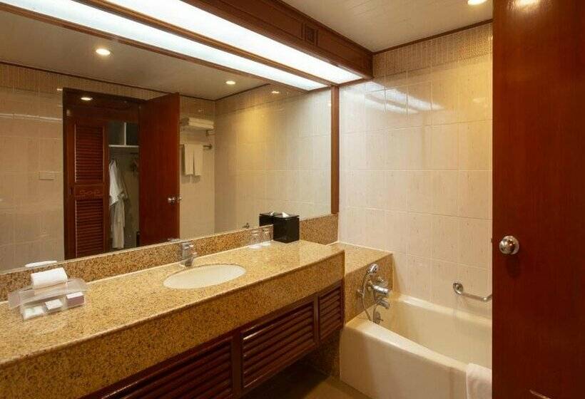 Centara Riverside Hotel Chiang Mai