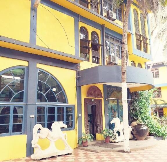 Falcon Resorts By Dia Hotels