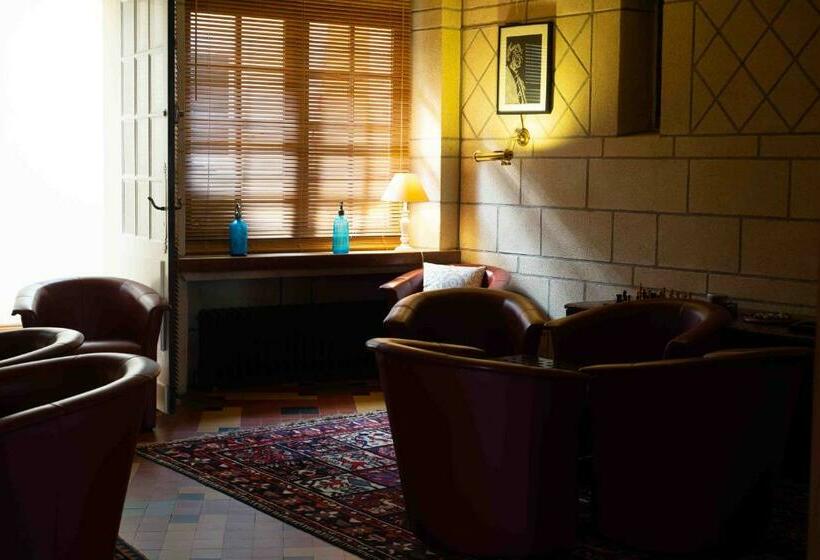 Отель Auberge Bretonne