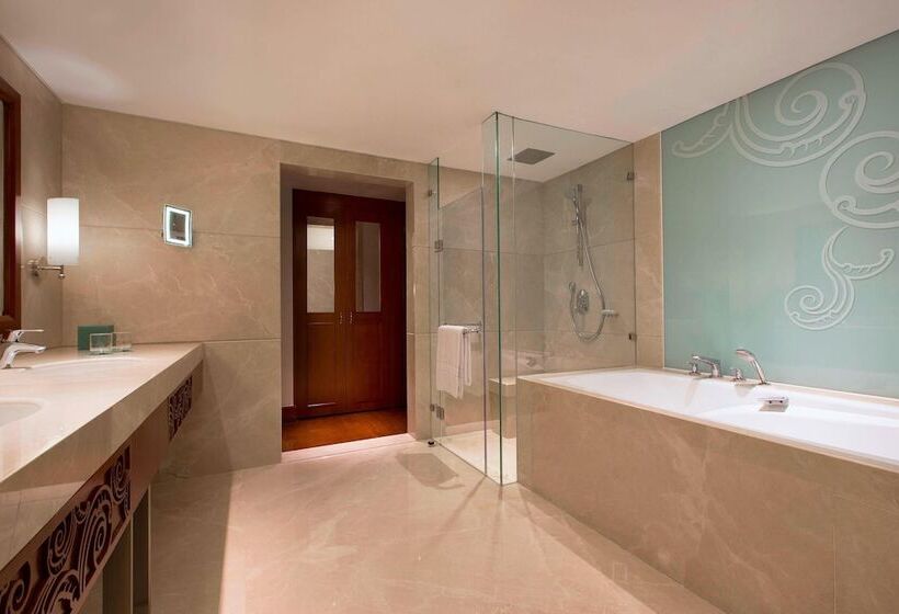 هتل Le Meridien Jakarta