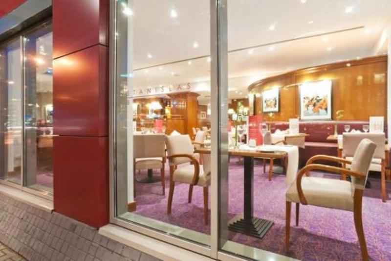 בית מלון כפרי Mercure Warszawa Fryderyk Chopin