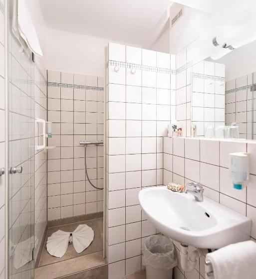 فندق Nibelungen Hof