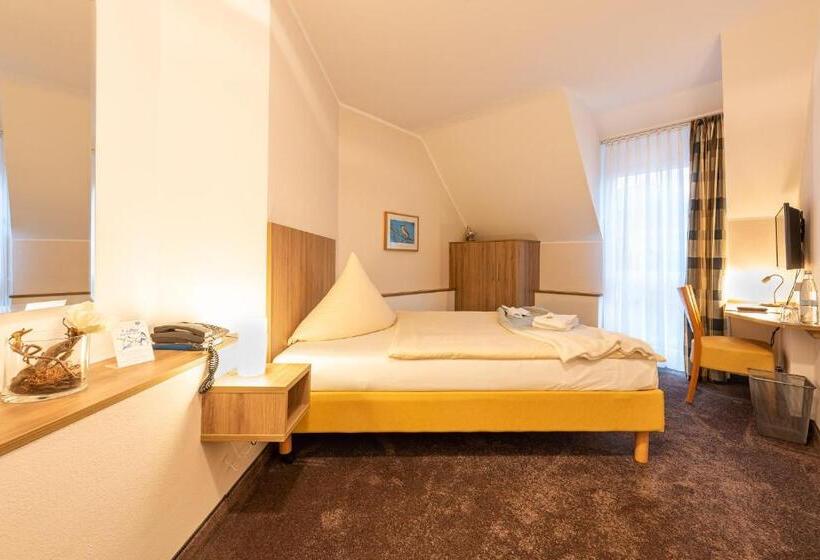 فندق Nibelungen Hof