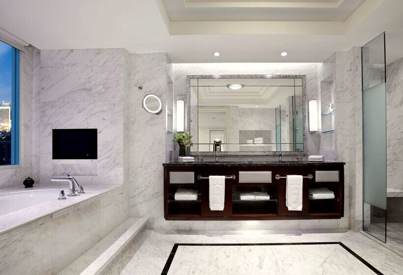 هتل Shangrila Jakarta