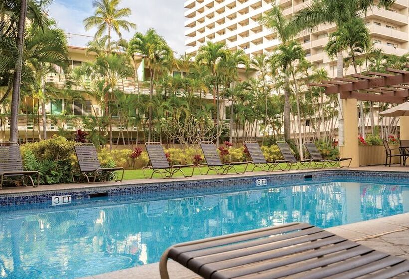 호텔 Wyndham Vacation Resorts Royal Garden At Waikiki