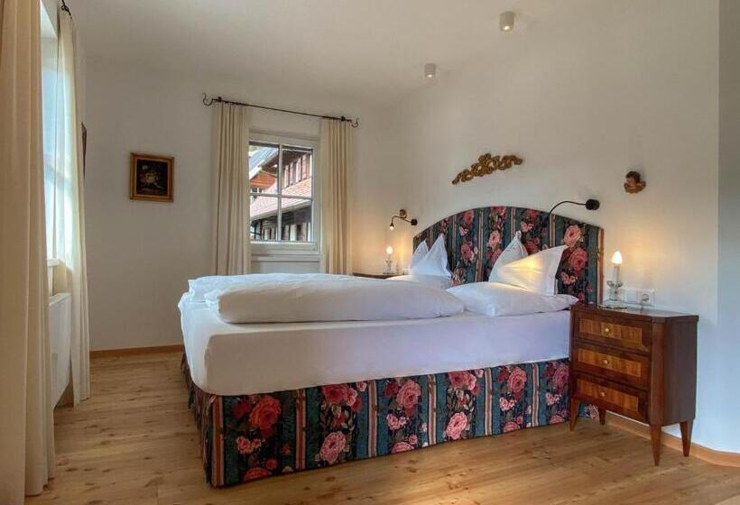 Seehotel Enzian