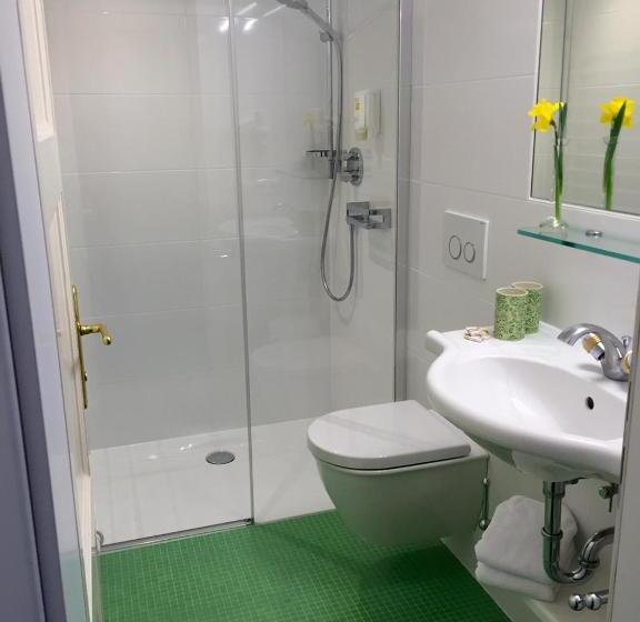 Seehotel Enzian