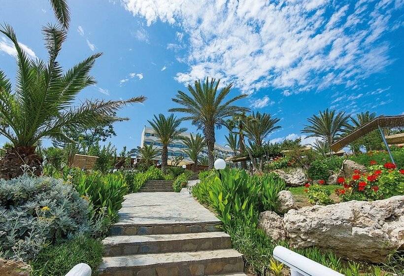 هتل Crystal Springs Beach