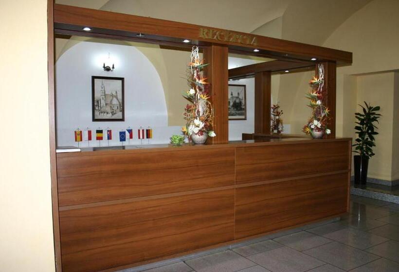 Отель Jelen