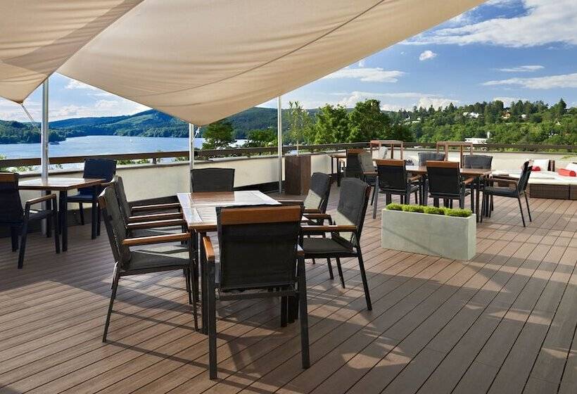 هتل Orea Resort Santon Brno