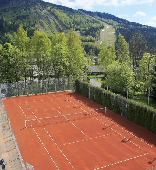 هتل Orea Resort Sklář Harrachov