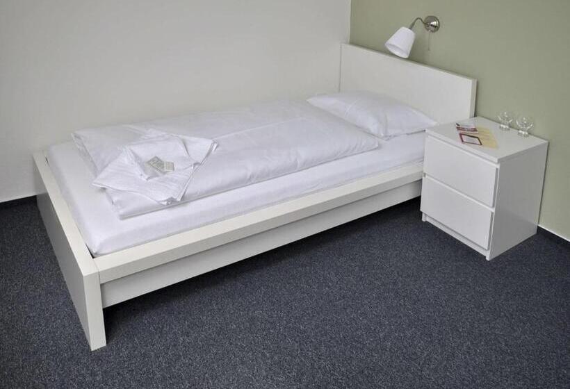 هتل Pension Pod Věží