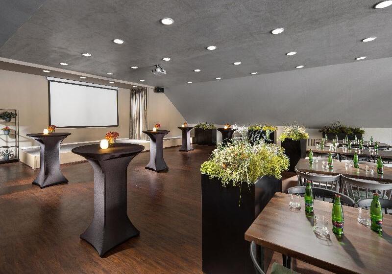 Pinia Hotel & Resort