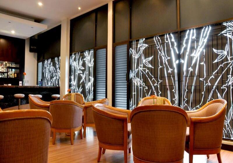 هتل Santika Cirebon