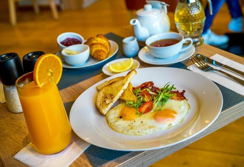 Plaza Prague Hotel   Czech Leading Hotels