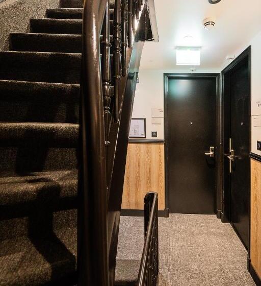 호스텔 Limehome Amsterdam Leidsekruisstraat