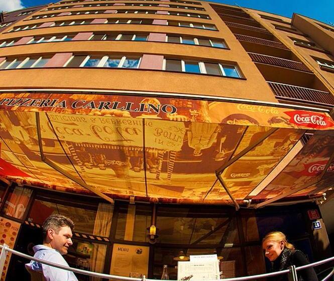 호텔 Charles Central