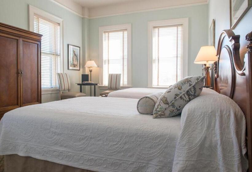 هتل Fulton Lane Inn