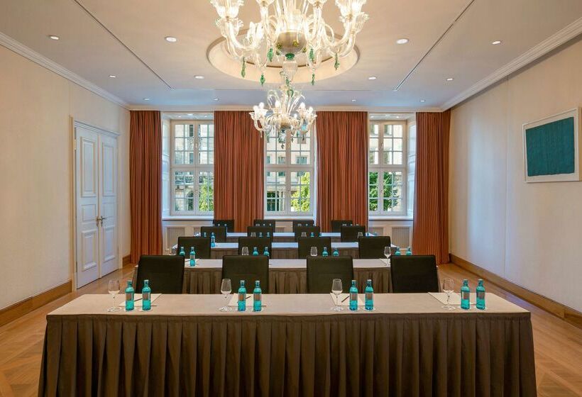 هتل Taschenbergpalais Kempinski