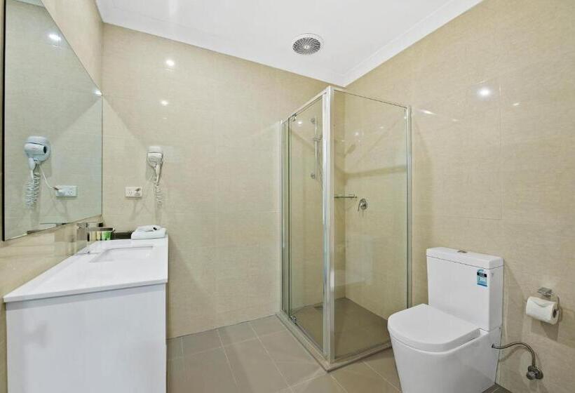 Comfort Hotel Dandenong