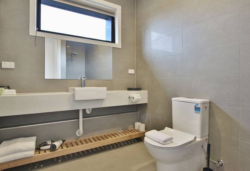 Comfort Hotel Dandenong