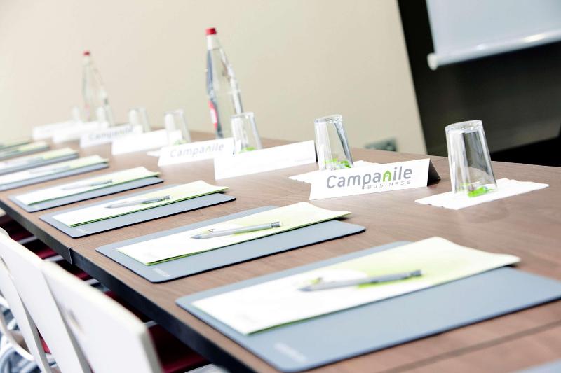 هتل Campanile Versailles Buc