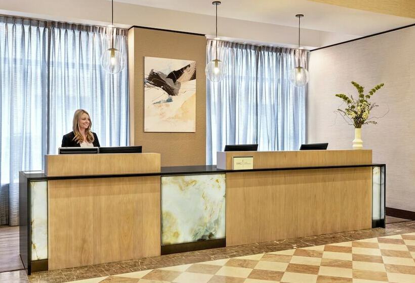 هتل Crowne Plaza Cleveland At Playhouse Square, An Ihg