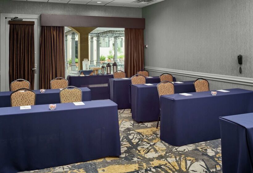 هتل Doubletree By Hilton San Antonio Downtown