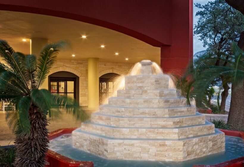 هتل Doubletree By Hilton San Antonio Downtown