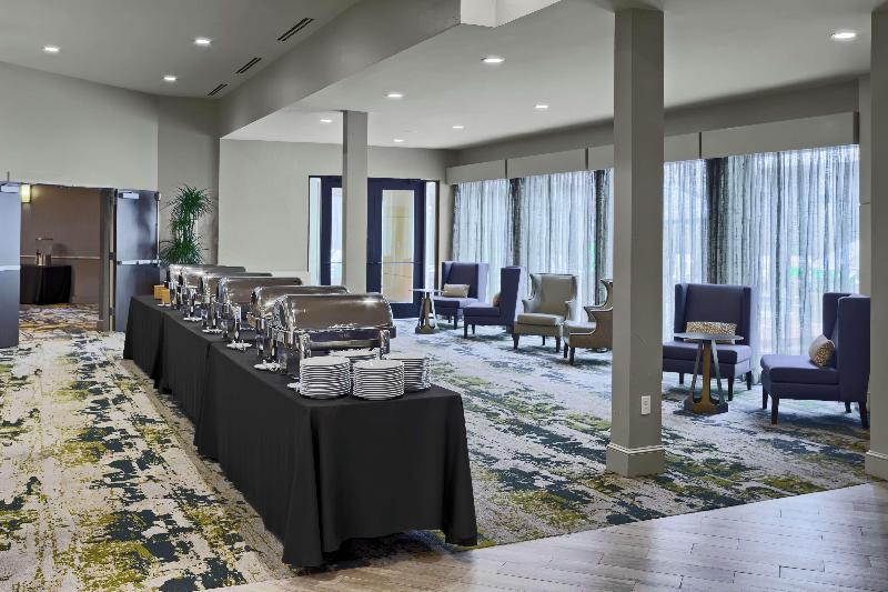 هتل Doubletree By Hilton San Antonio Downtown