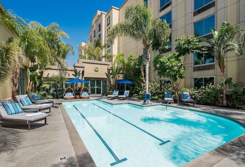 فندق Doubletree By Hilton Los Angeles   Commerce