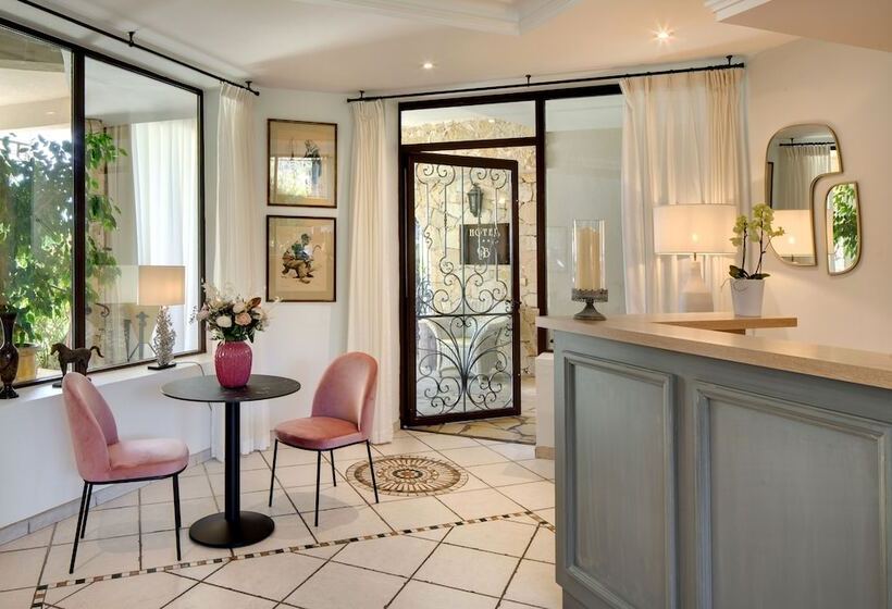 هتل La Grande Bastide