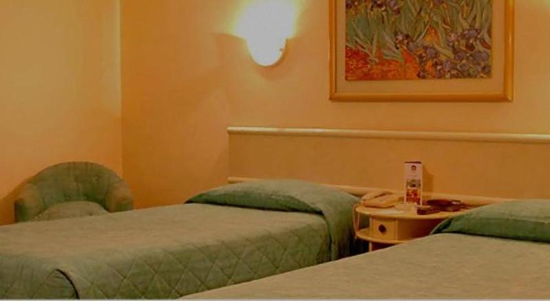 هتل Majestic City Center