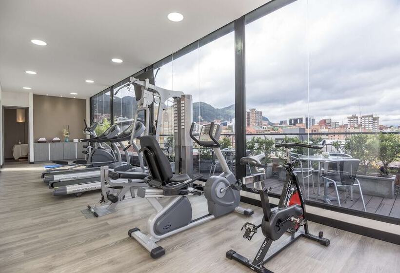 בית מלון כפרי Avani Royal Zona T Bogotá