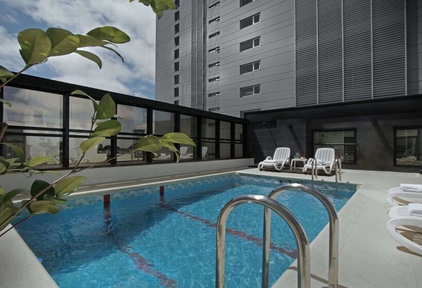 هتل Ramada By Wyndham Buenos Aires Centro