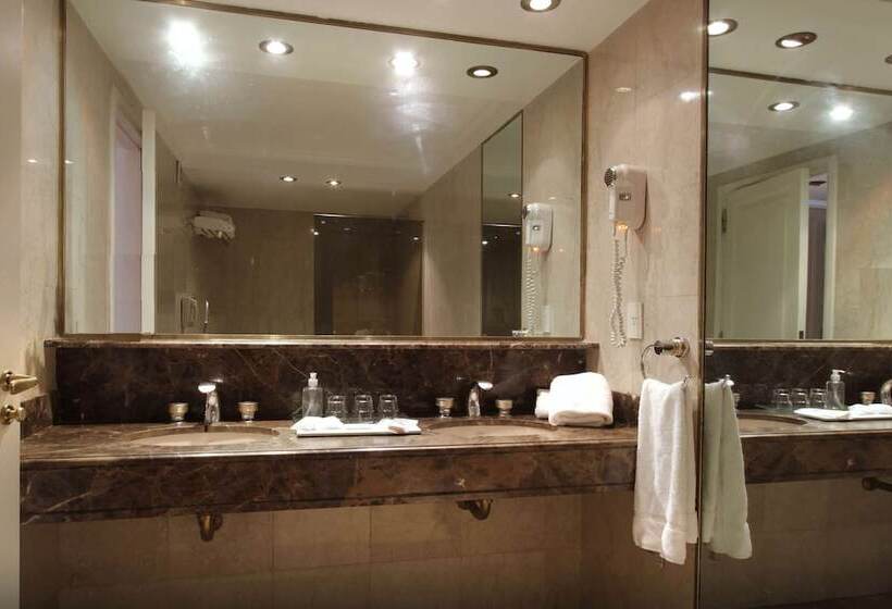 هتل Ramada By Wyndham Buenos Aires Centro