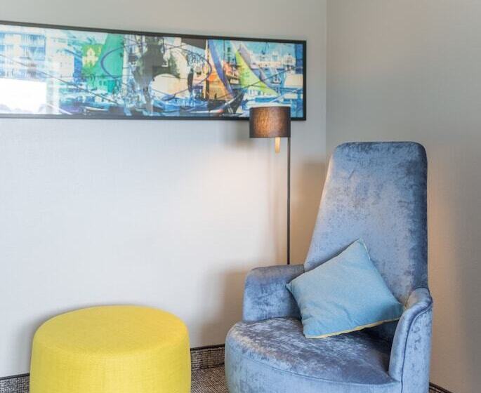 בית מלון כפרי Ramada By Wyndham Flensburg City