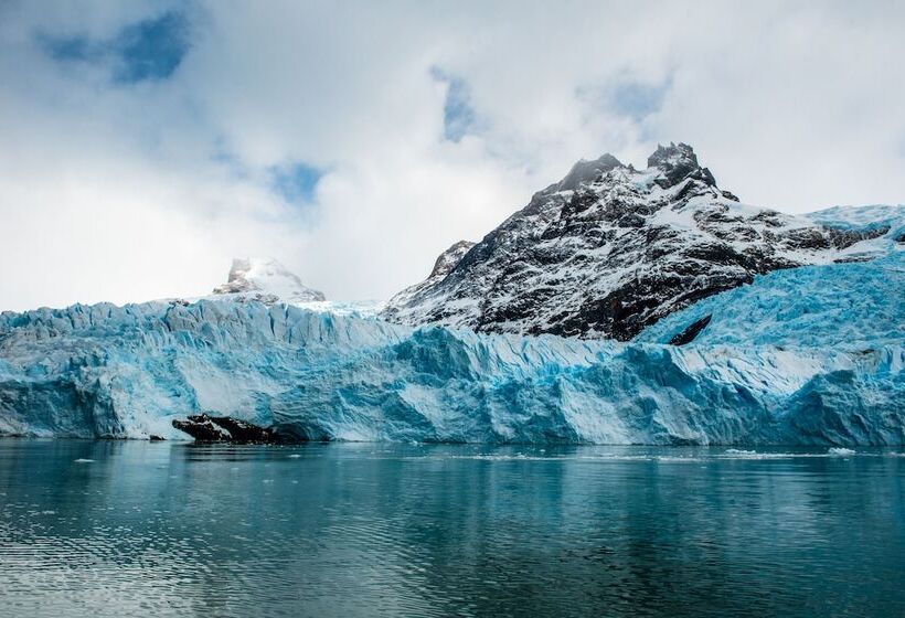 هتل Mirador Del Lago