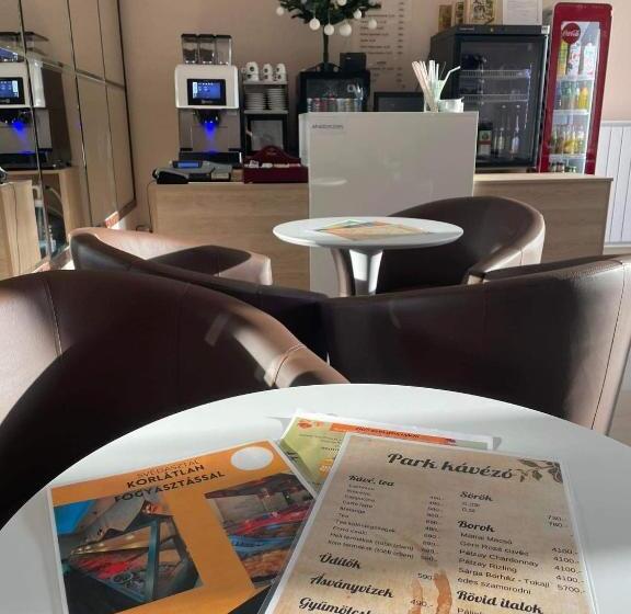 öreg Tó Hotel és Rendezvénytér