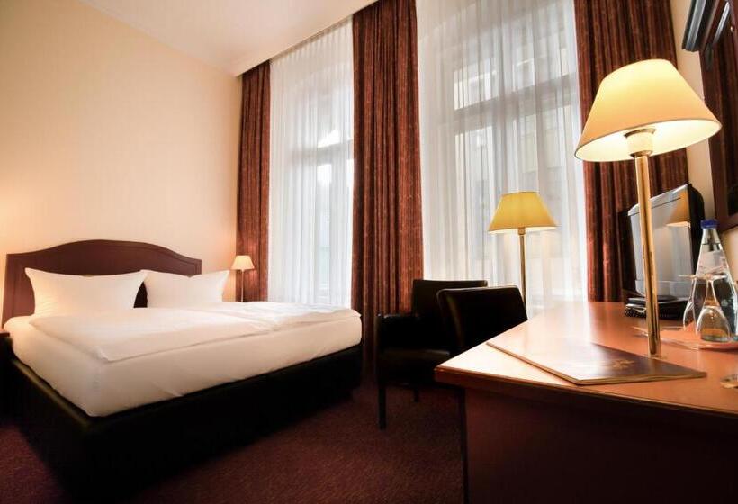 Akzent Hotel Am Goldenen Strauss